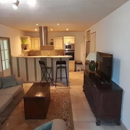 Artzamendi, Askar, 3 Etoiles De 113 M2